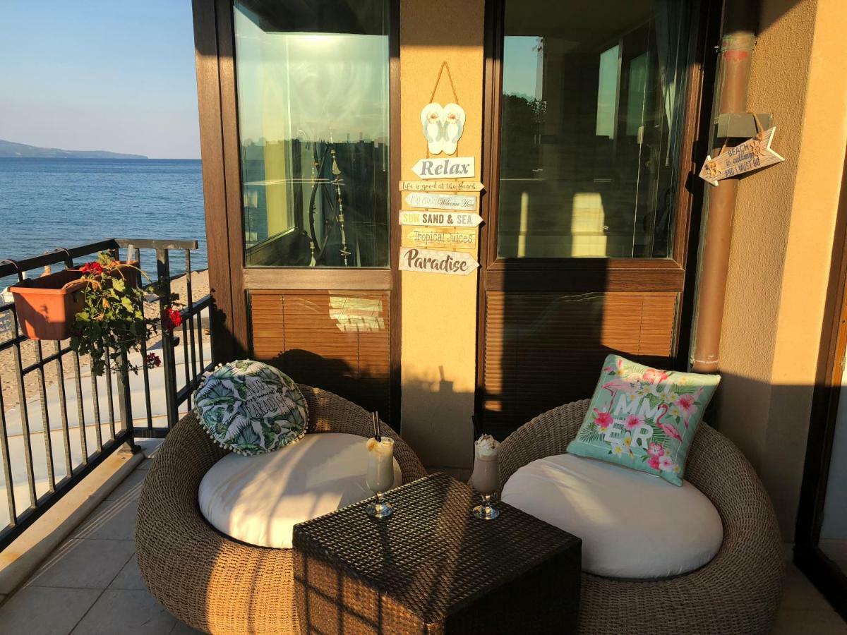 Boutique Studio At Oasis Vip Club Lägenhet Slăntjev Brjag Exteriör bild